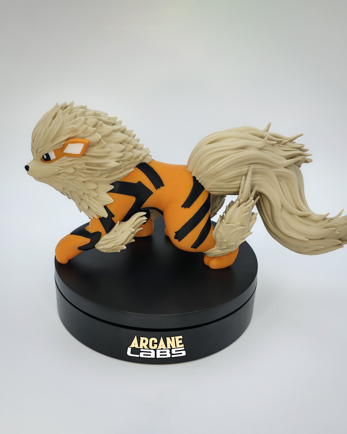 Arcanine Pokémon Statue
