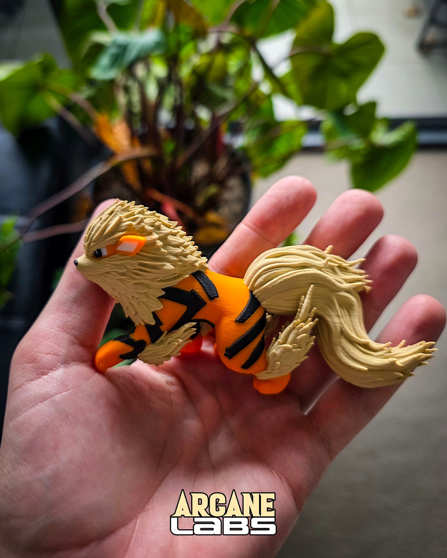 Mini Arcanine Pokémon Statue