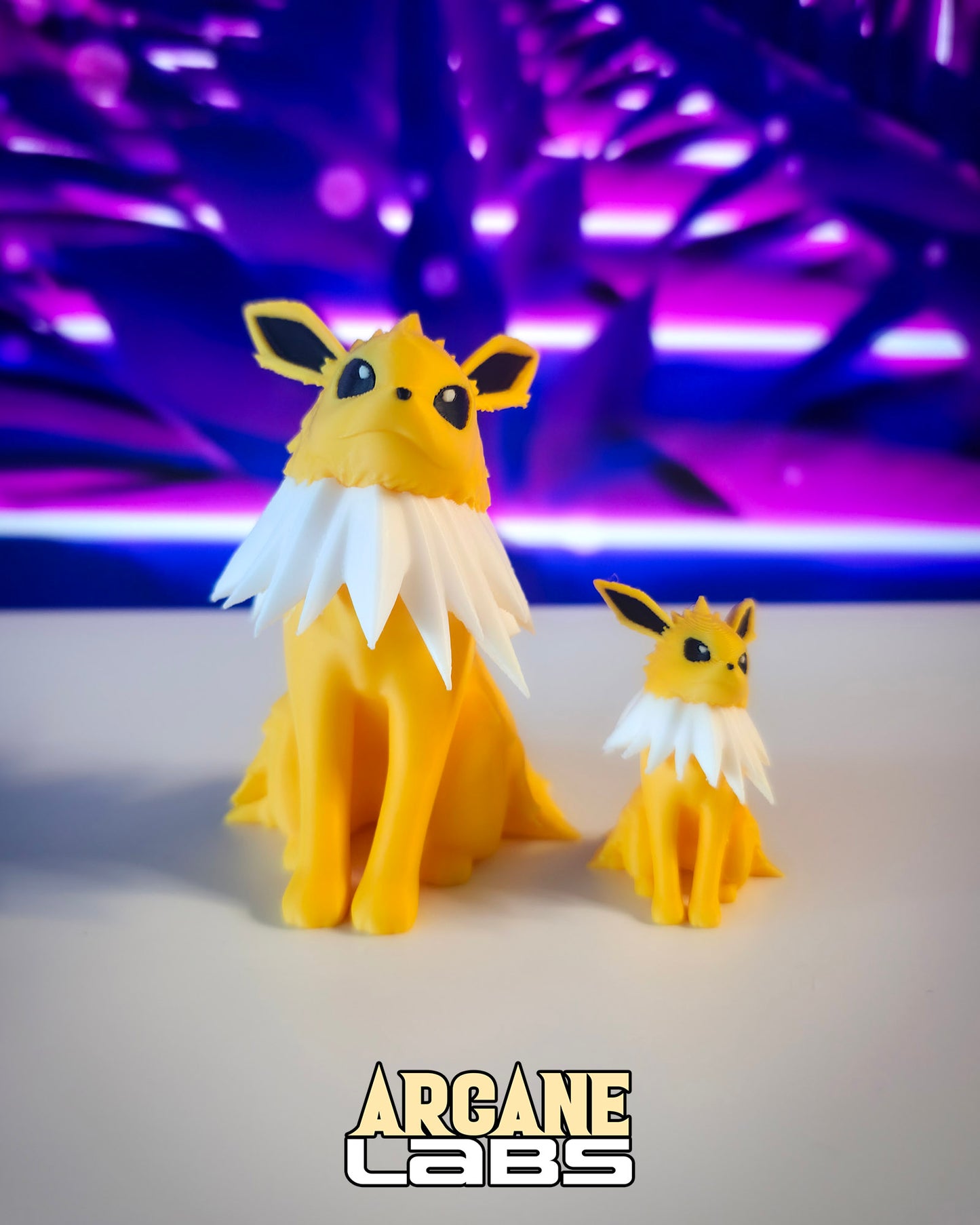 Mini Jolteon Pokémon Statue