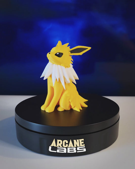 Jolteon Pokémon Statue